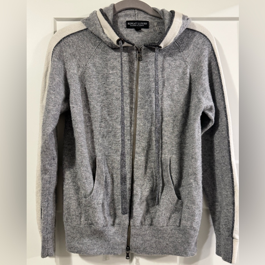 Repeat Luxury Cashmere Hooded Zip Up Xs